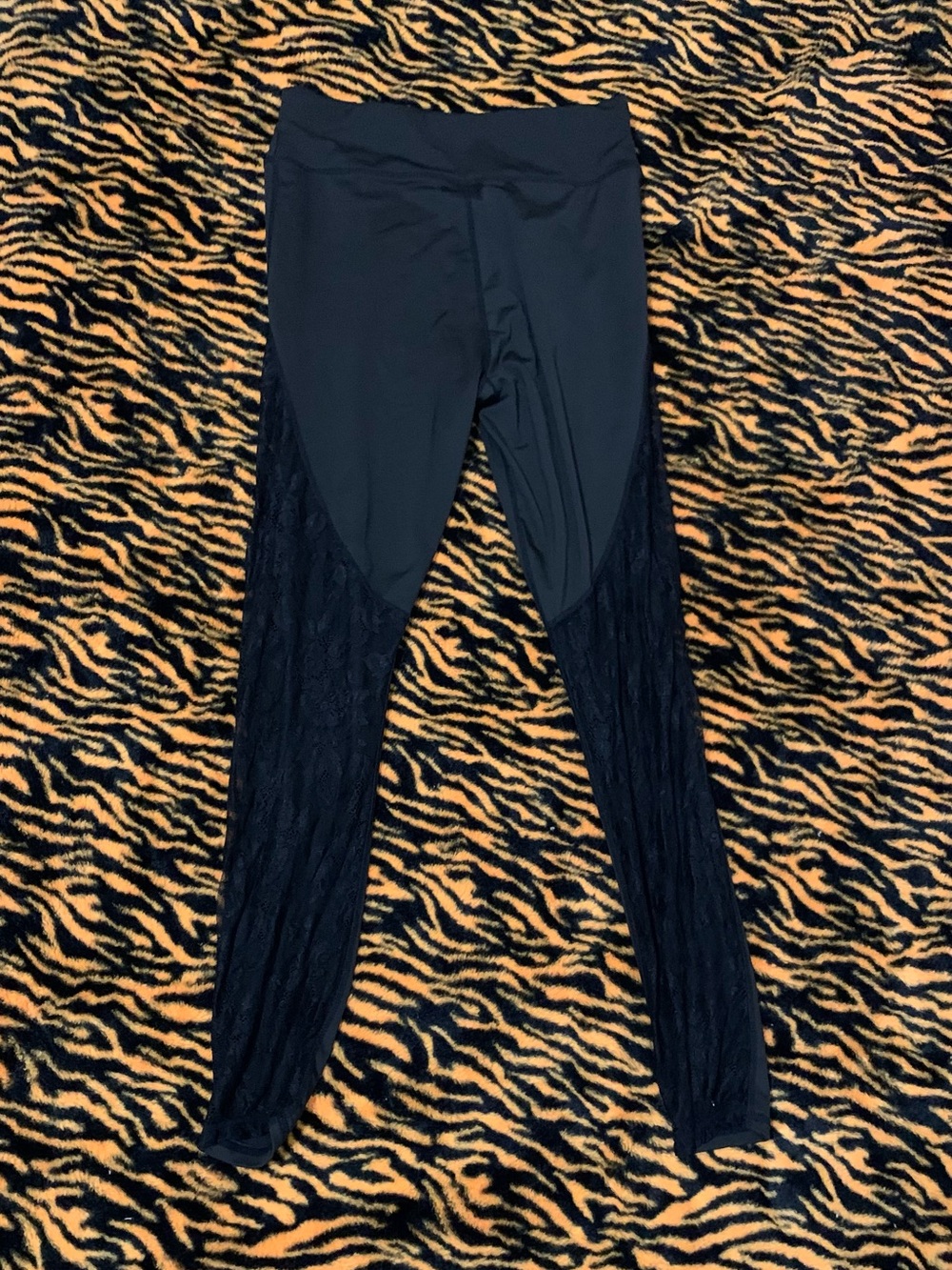 SHEIN Black Active Leggings with Mesh Accents